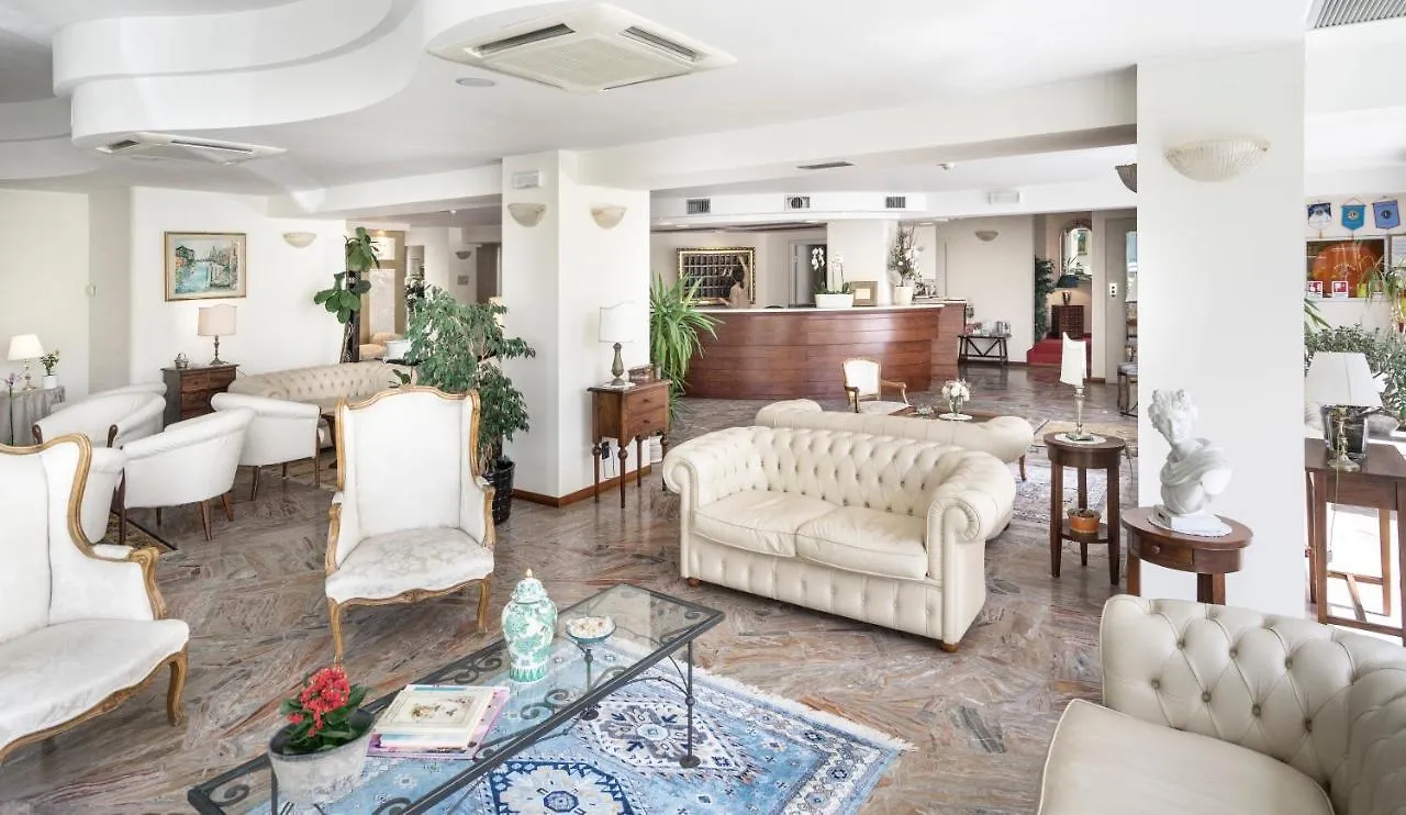 Hotel Apollo Riccione 4*,  Italien
